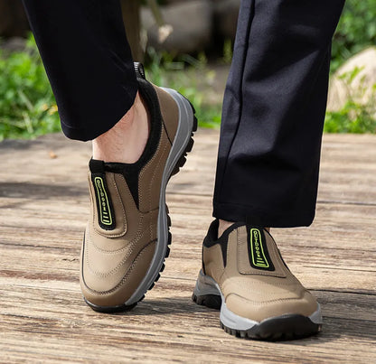Posledný deň! 70% zľava! 🦌 Prémiové semišové topánky ✅ Ortopedická zdravotná obuv určená pre ľudí s problémami s nohami - zmierňuje bolesti chrbta, kĺbov a chodidiel.